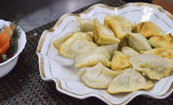 Пельмени с черемшой жареные (206) 18шт