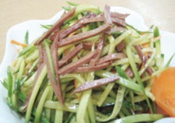 Язык с огурцом (6)