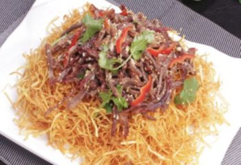 Картофель соломкой с говядиной (14)