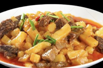 Картошка с говядиной в соусе (72)