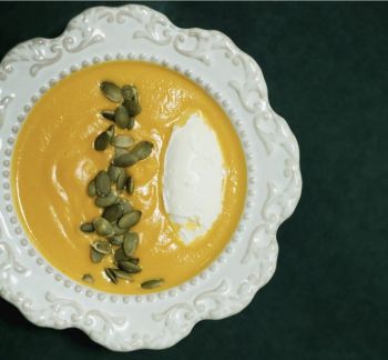 Тыквенный крем-суп с творожным сыром