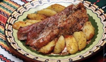 Свиные ребрышки с картофелем (85)