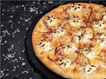 Пицца с беконом и сыром филадельфия 25 см